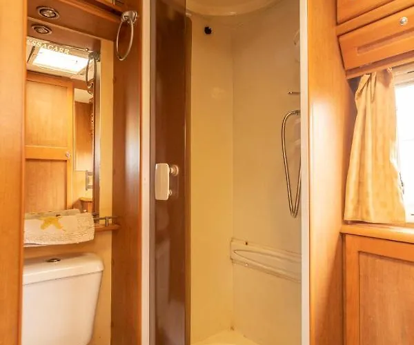 Villaverde Glamping アパート *