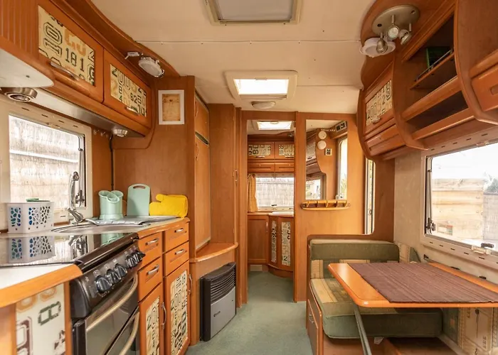 Villaverde Glamping アパート