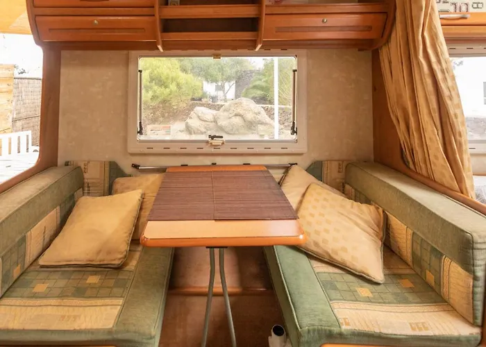 Villaverde Glamping アパート