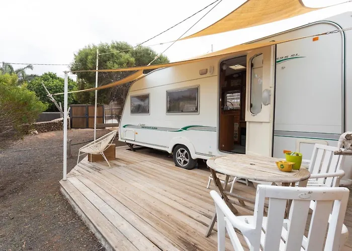 Villaverde Glamping アパート